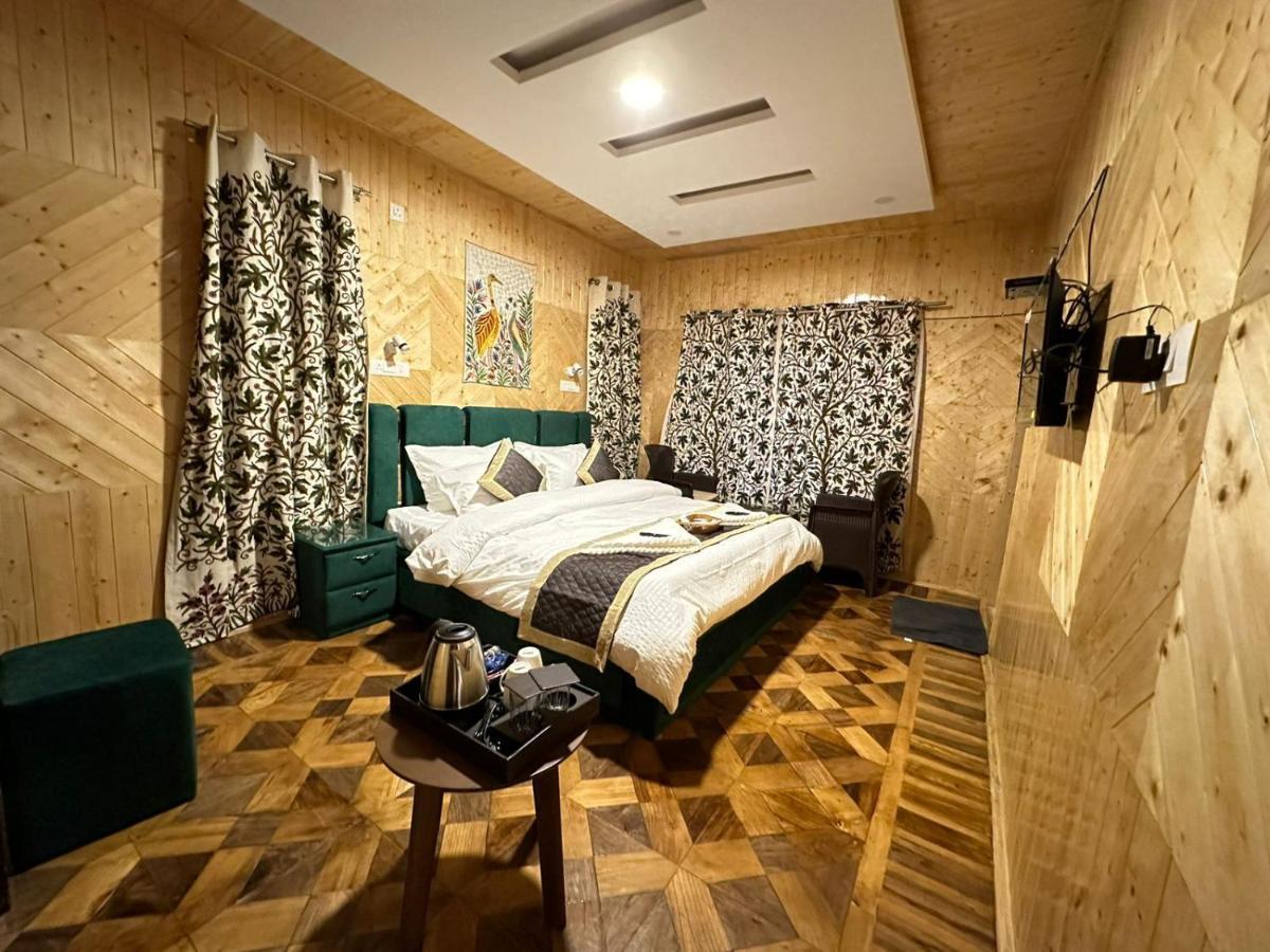Cliff Cottage Pahalgam, Kashmir Batakut Экстерьер фото