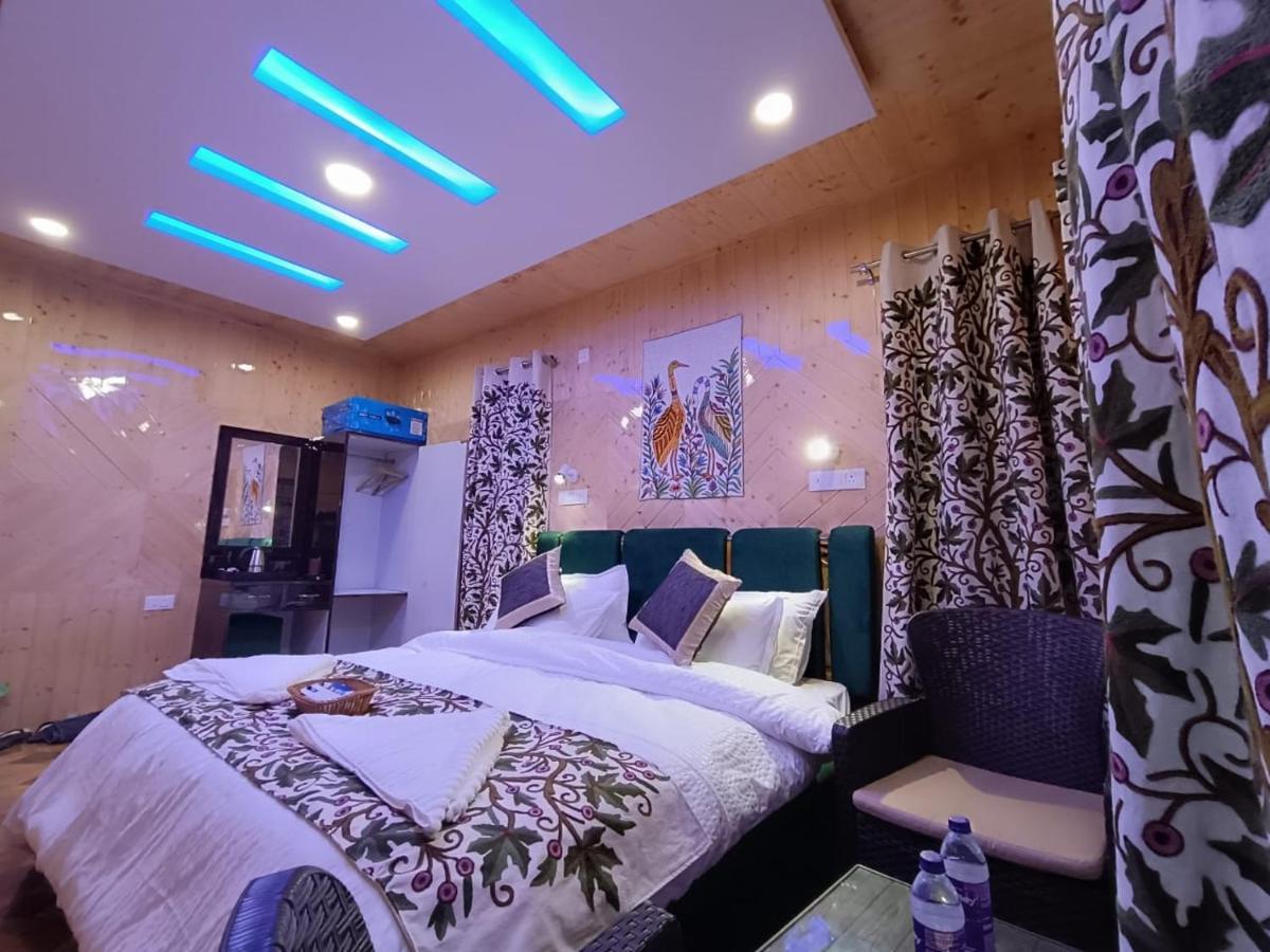 Cliff Cottage Pahalgam, Kashmir Batakut Экстерьер фото