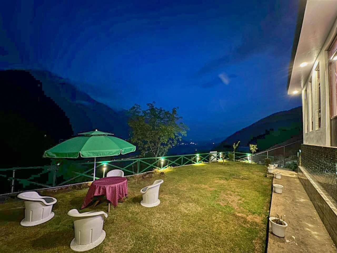 Cliff Cottage Pahalgam, Kashmir Batakut Экстерьер фото