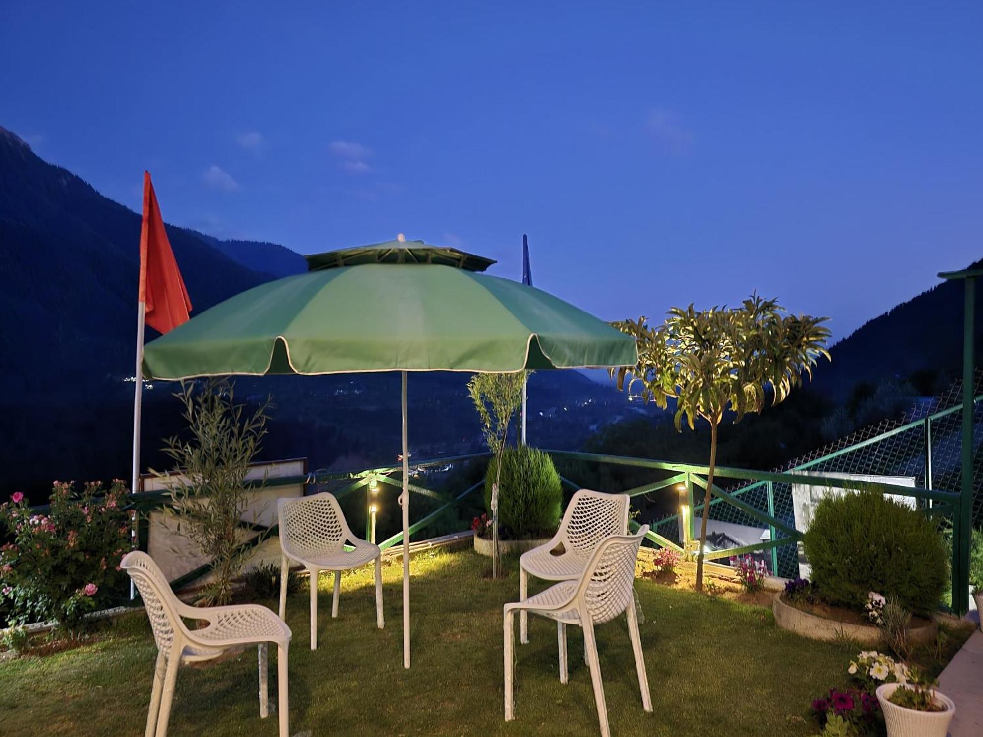 Cliff Cottage Pahalgam, Kashmir Batakut Экстерьер фото